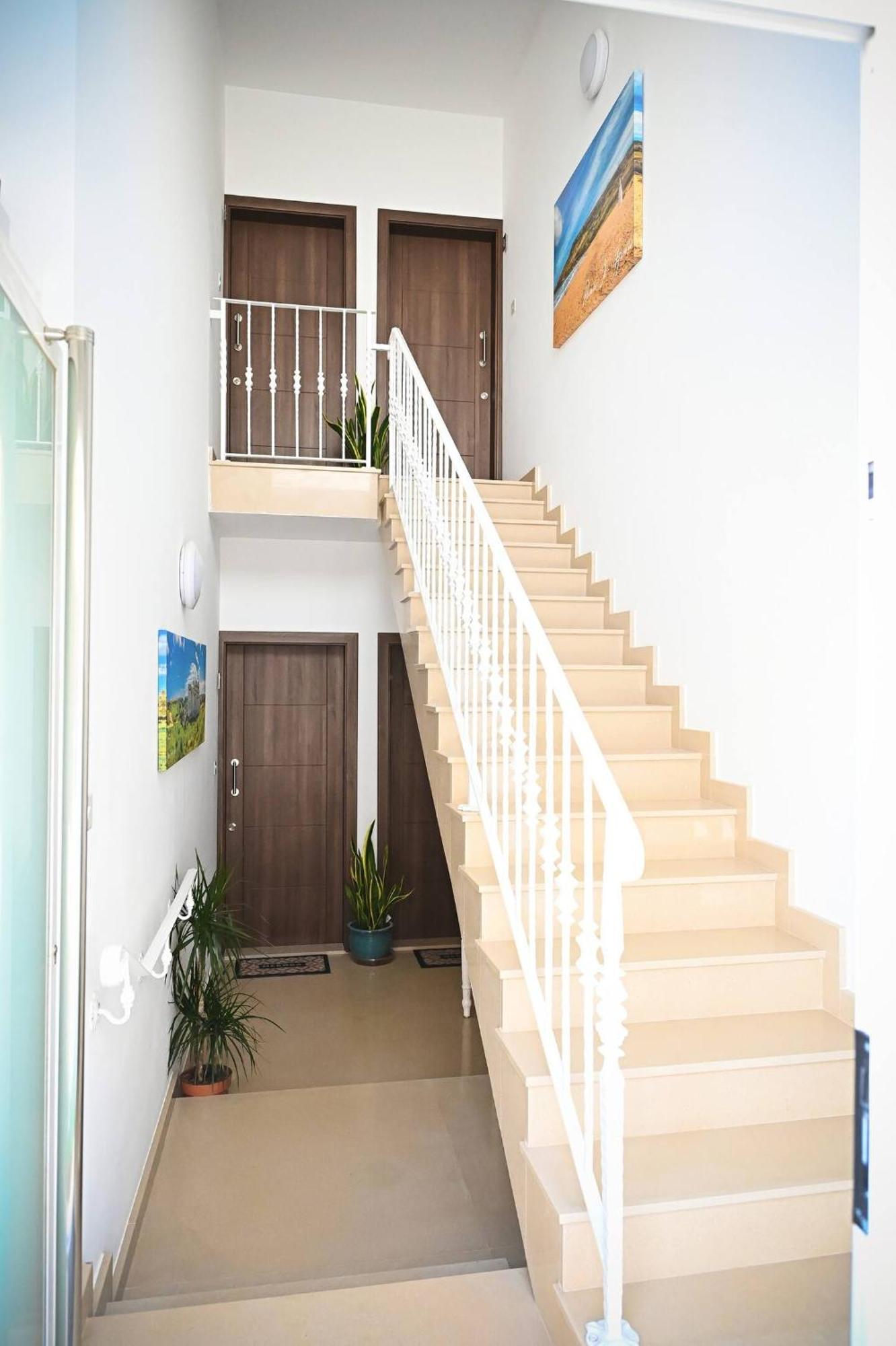 Fl 2 Ta'Lonza Luxury With Hot Tub By Homely Mellieha Bagian luar foto