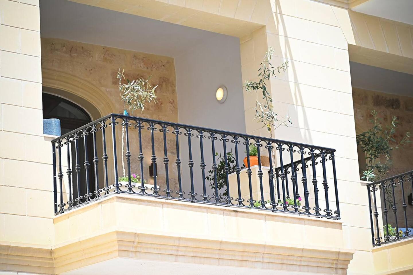 Fl 2 Ta'Lonza Luxury With Hot Tub By Homely Mellieha Bagian luar foto