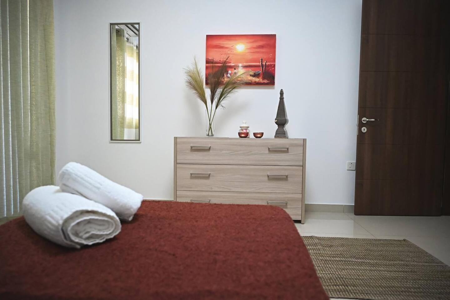 Fl 2 Ta'Lonza Luxury With Hot Tub By Homely Mellieha Bagian luar foto