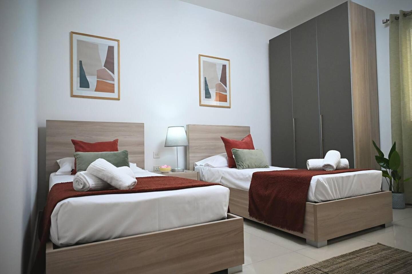 Fl 2 Ta'Lonza Luxury With Hot Tub By Homely Mellieha Bagian luar foto