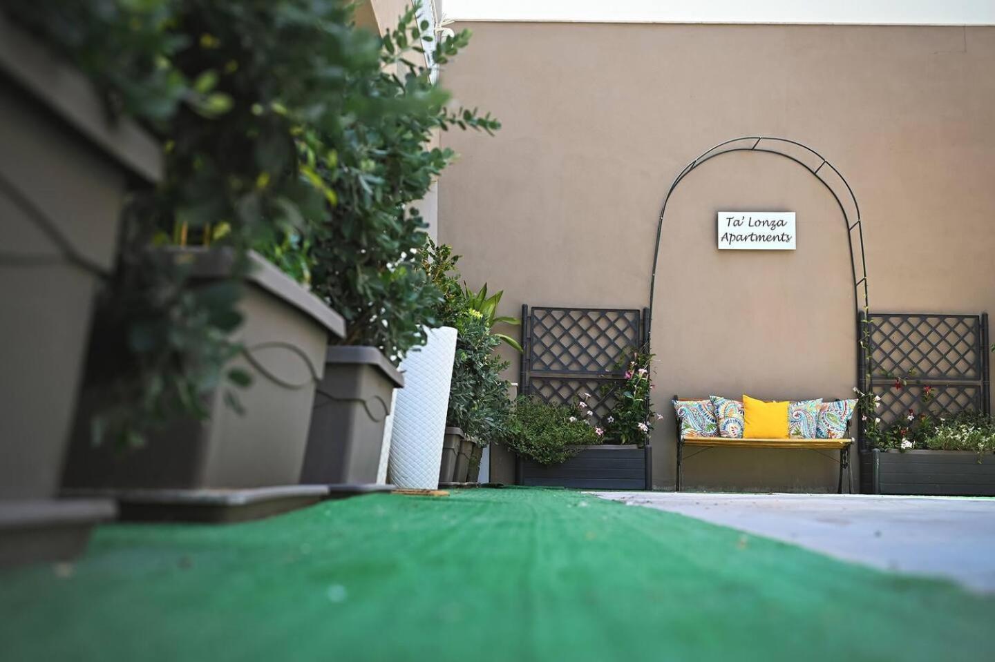Fl 2 Ta'Lonza Luxury With Hot Tub By Homely Mellieha Bagian luar foto
